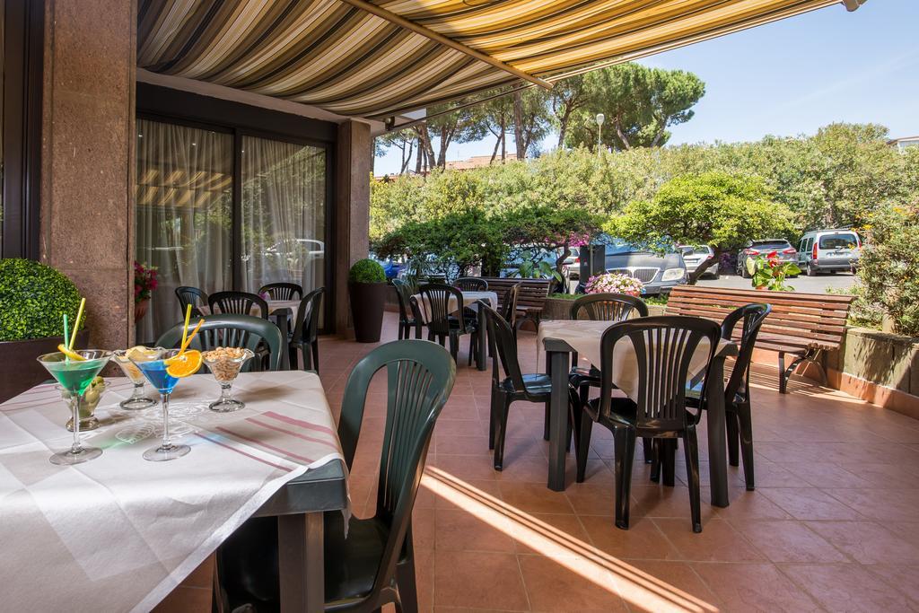 Hotel Casa Tra Noi Roma Exterior foto
